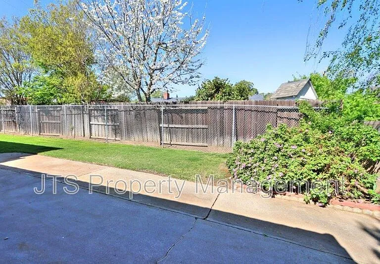 1200 Gary Way — Photo 56