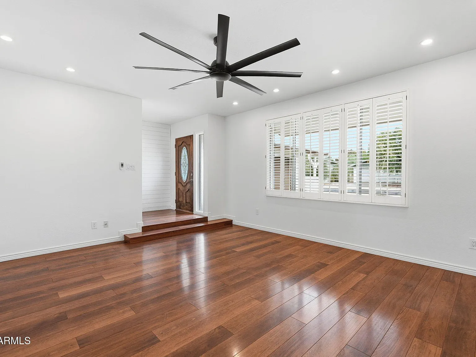 4 bed, 3.0 bath, 2148 sqft, $5,400 — Photo 4