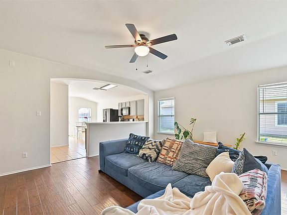 5th image of 8627 Sunset Pond Drive
