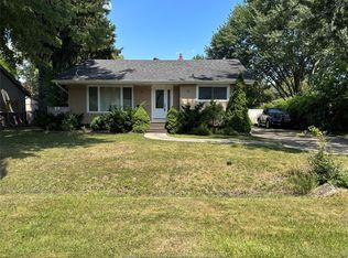 3880 Woodward Blvd, Windsor, ON N8W 2Z3