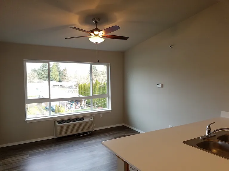 Pleasant View Apartments — Photo 4