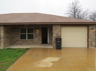 1609 N 10th St #B, Killeen, TX 76541