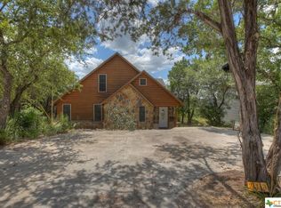 213 Sunrise Dr, Canyon Lake, TX 78133