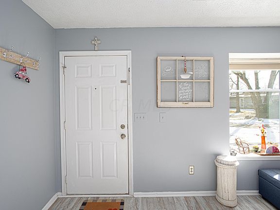 5th image of 4335 Lawn Pl
