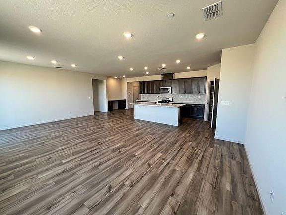 4th image of 1803 Tiki Ave