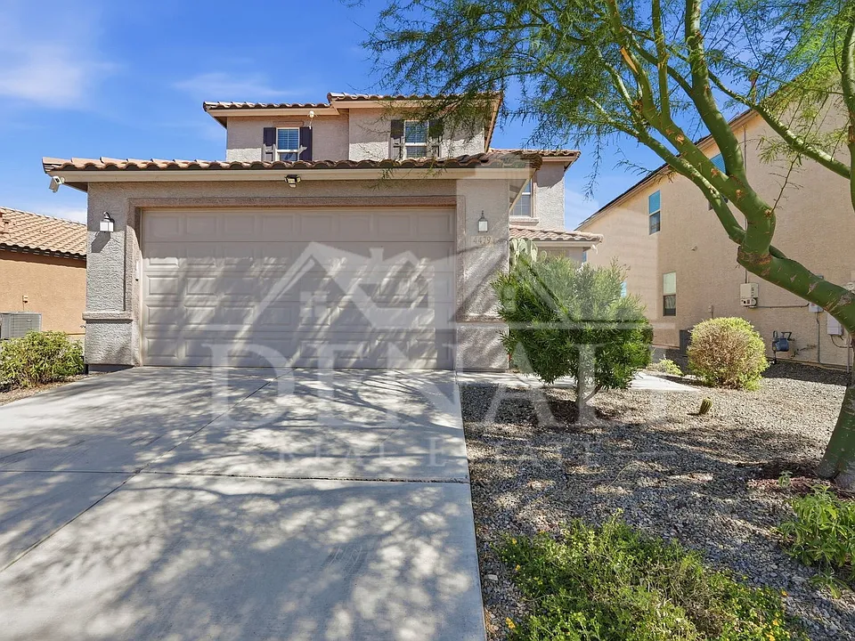 4479 S Sunrise Bluff Way