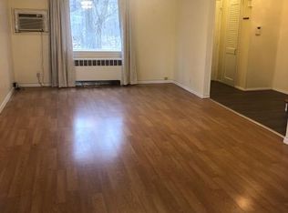 94 Parkway N #1, Yonkers, NY 10704