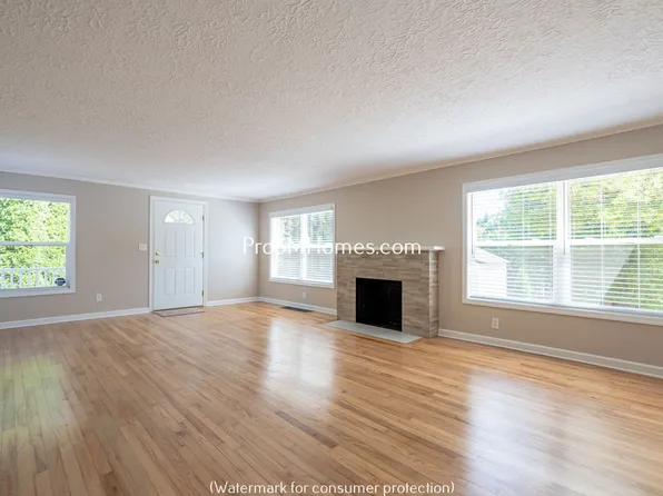 12566 SE 27th Ave, Milwaukie, OR 97222