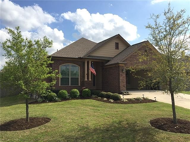 1st image of 290 Wild Rose Dr