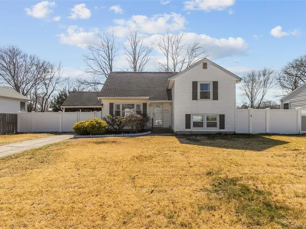 58 Saddle Lane, Centereach, NY 11720