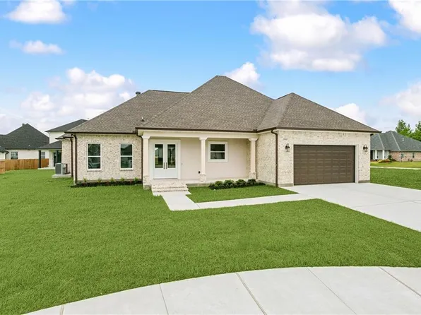 2207 Red Shoulder Ln, Marrero, LA 70072