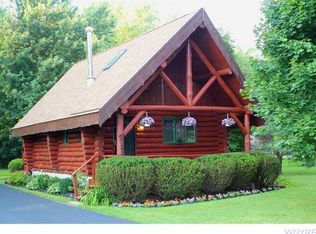 6723 Tonawanda Creek Rd, Lockport, NY 14094