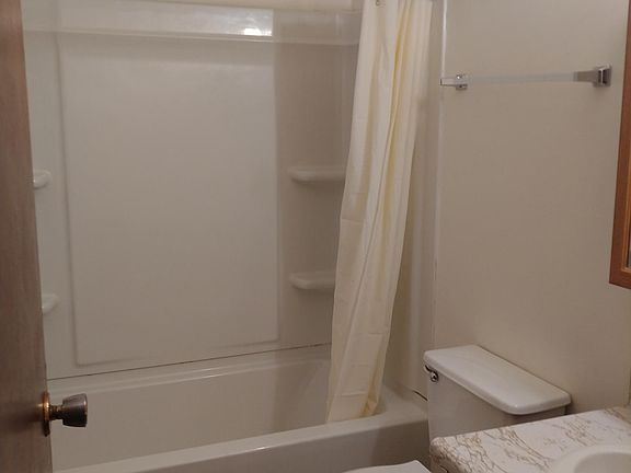 4th image of 125 S Church Ave APT 4
