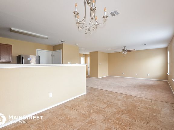 5th image of 2923 Candleside Dr