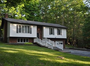 260 Oak Ridge Rd, Hopewell Junction, NY 12533