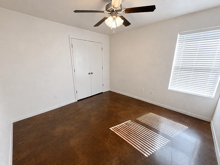 3800 John Chisholm Lp — Photo 13