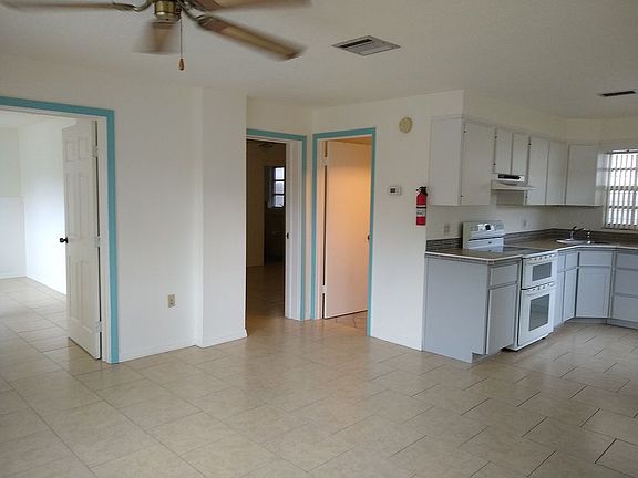 4th image of 405-407 S Cooper St