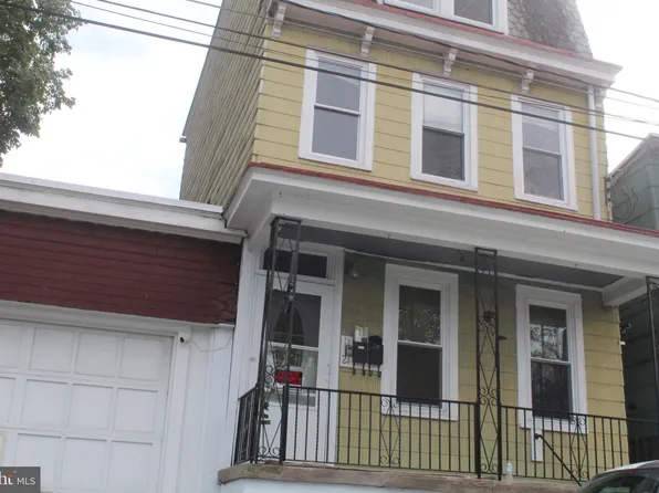 711 S Mine St, Pottsville, PA 17901
