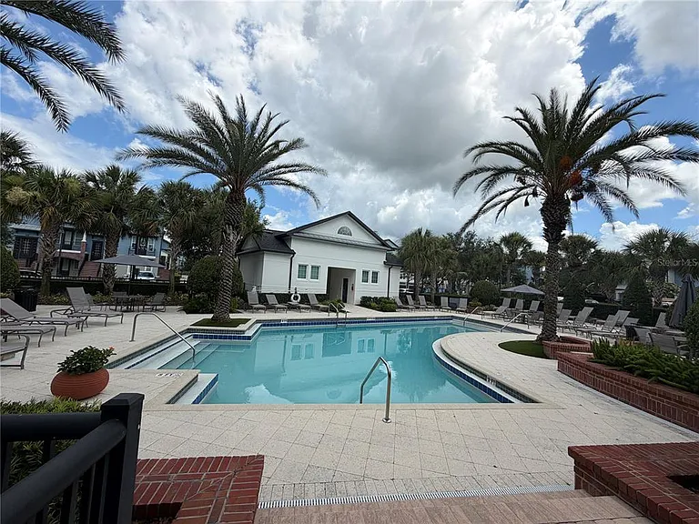89 Zamora Pl — Photo 24