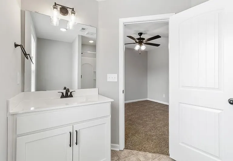 1115 Hillwood Dr — Photo 18