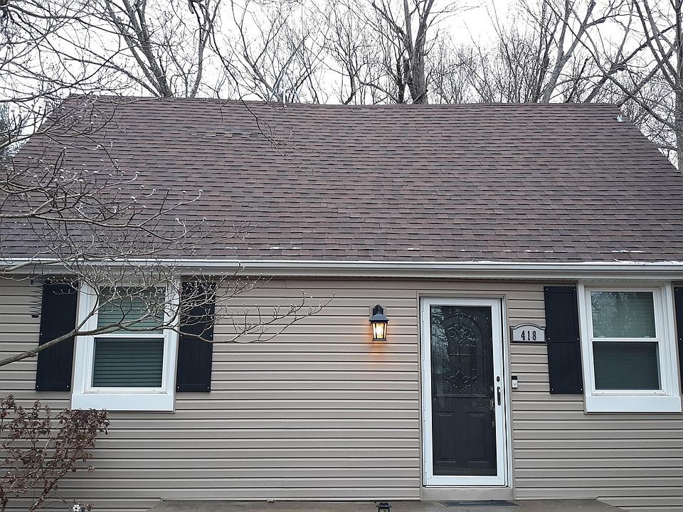 1st image of 418 Wakefield St