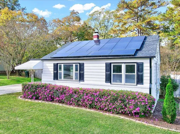 121 Broughton St, Garner, NC 27529