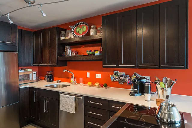 2 E Erie St #2906 — Photo 6
