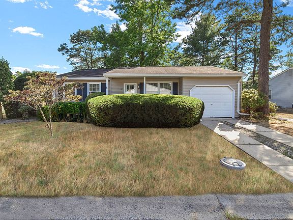 2nd image of 89 Norwalk Ave #73