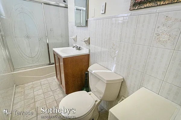 Rented by Terrace Sotheby's International Realty | media 25