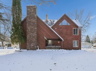 202 W Warren St, Roberts, WI 54023
