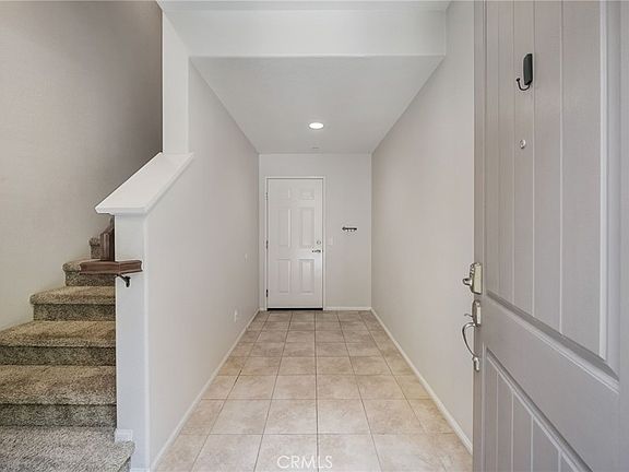 4th image of 32 Aliso Ridge Loop