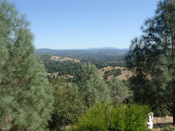 10524 Ridgecrest Dr, Jackson, CA 95642