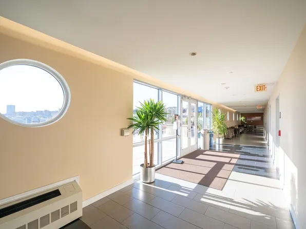 915 Hudson Park image 32 of 44