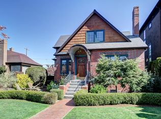 1842 McGilvra Blvd E, Seattle, WA 98112