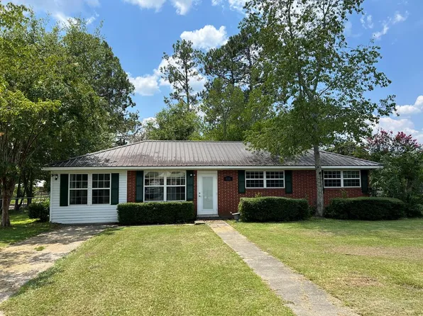 511 Sharon Ave, Nashville, GA 31639