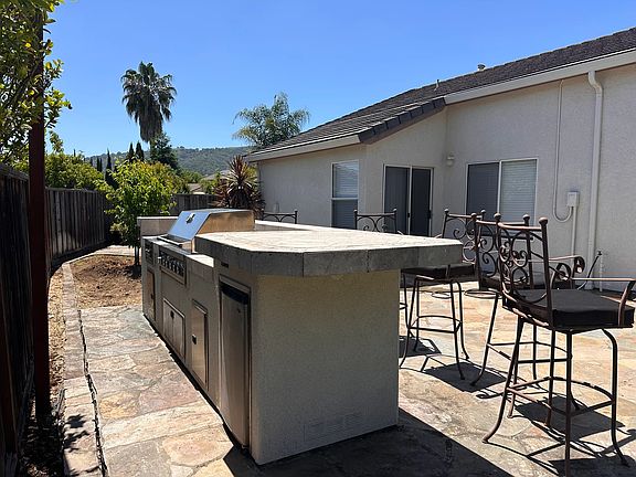 2nd image of 6360 Raspberry Ct