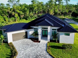 927 12th Ave NE, Naples, FL 34120