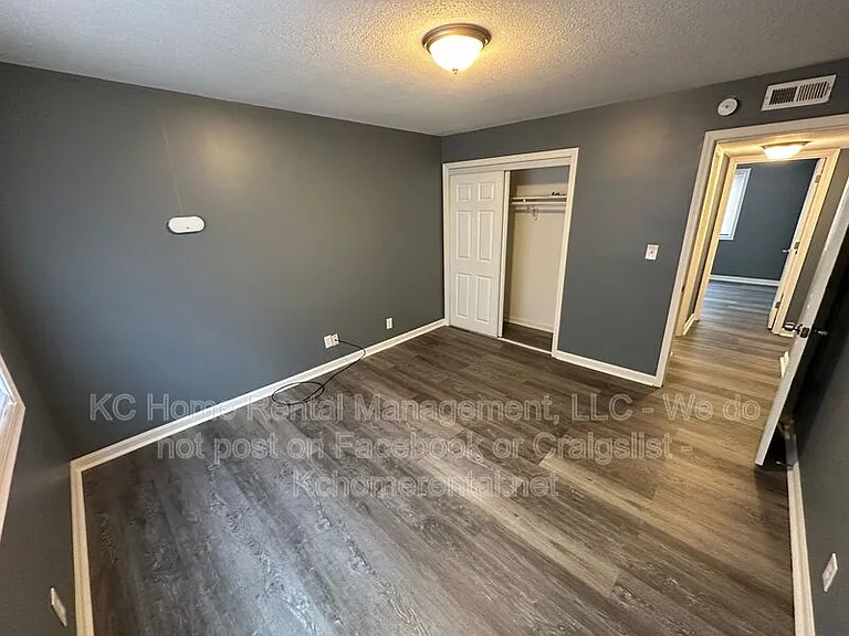 3118 N 55th St #B — Photo 22