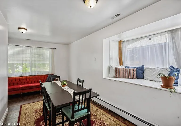 2571 Van Buren Ave — Photo 15