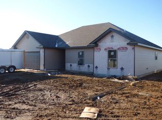 3707 Clydesdale Dr, Columbia, MO 65202