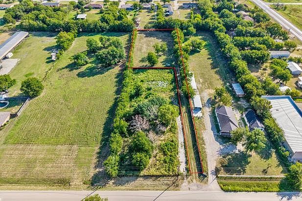 1st image of 14747 Pecan Ln