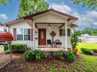206 S 6th St, Davis, OK 73030