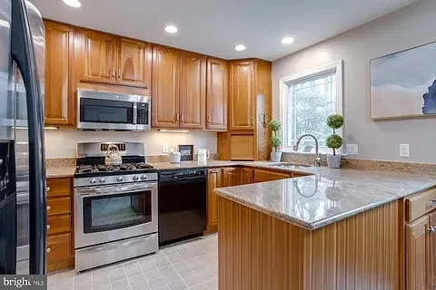 5208 Wenlock Way — Photo 14