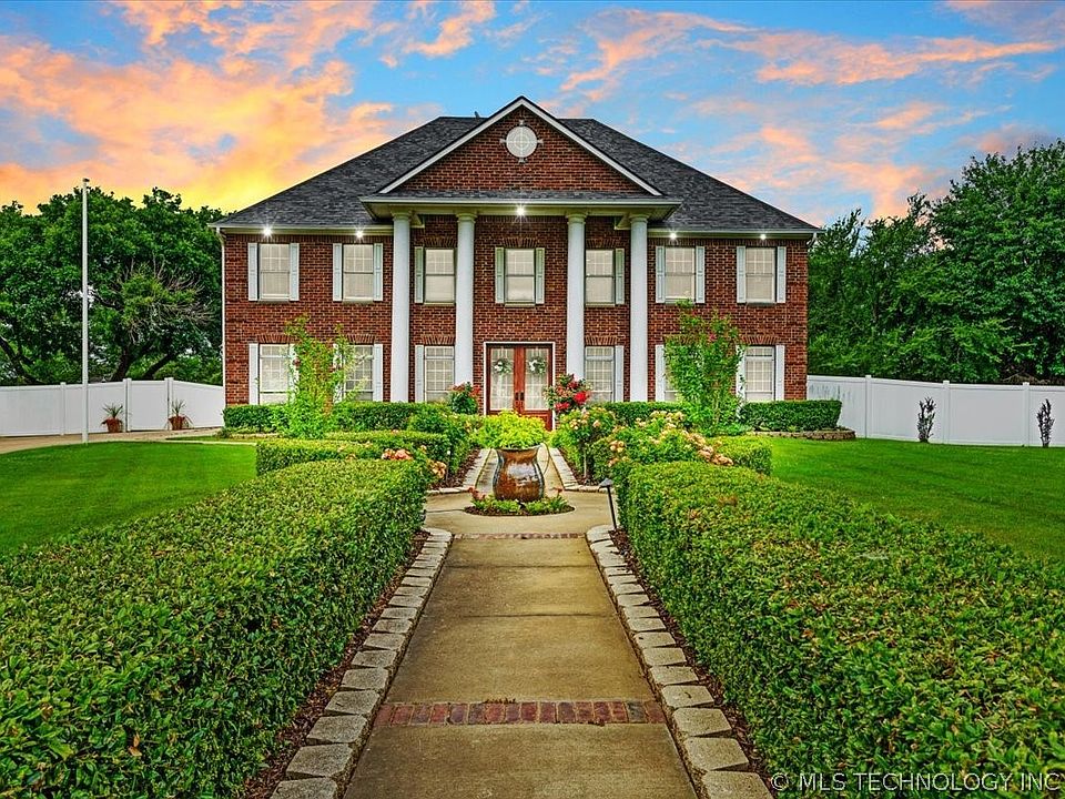 1st image of 3419 Castle Ct