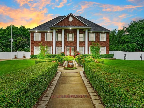 3419 Castle Ct, Durant, OK 74701