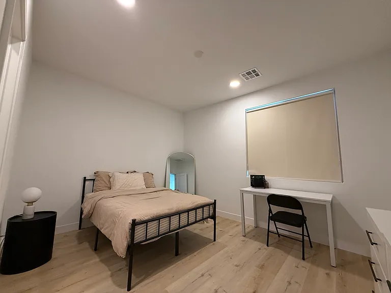 1317 Crimson Sunbird Ave — Photo 17