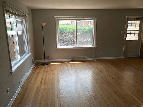 Living Room, new paint 2018