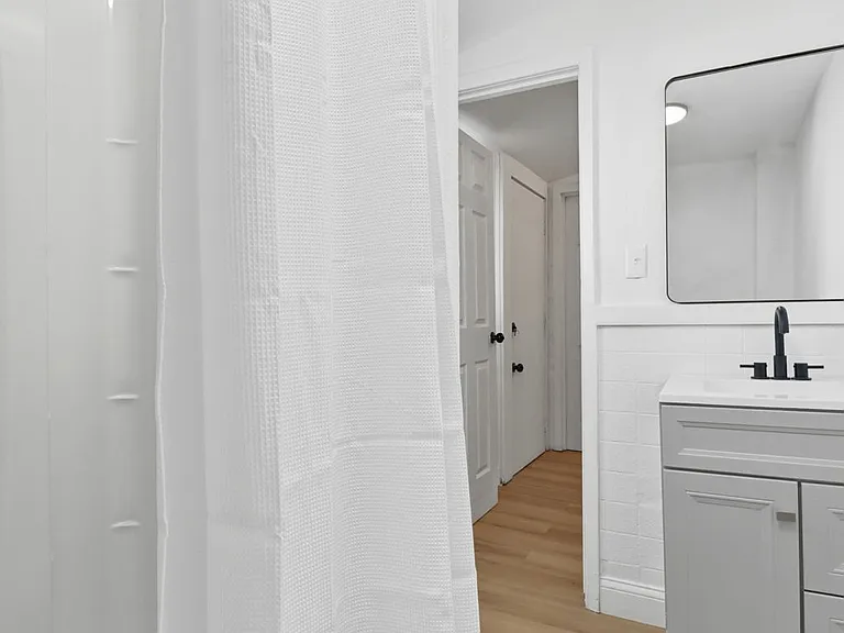 6531 Plymouth Ave — Photo 8