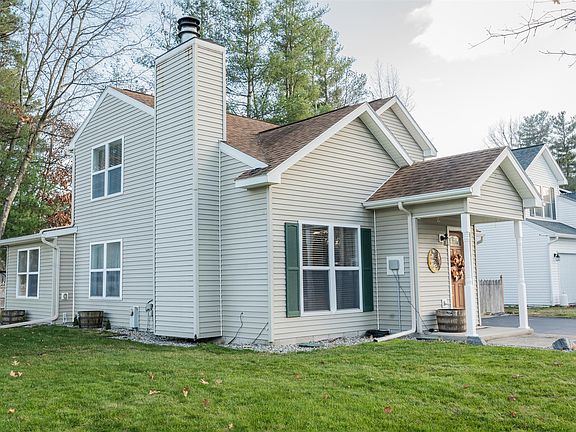 3rd image of 205 Meadowlark Dr
