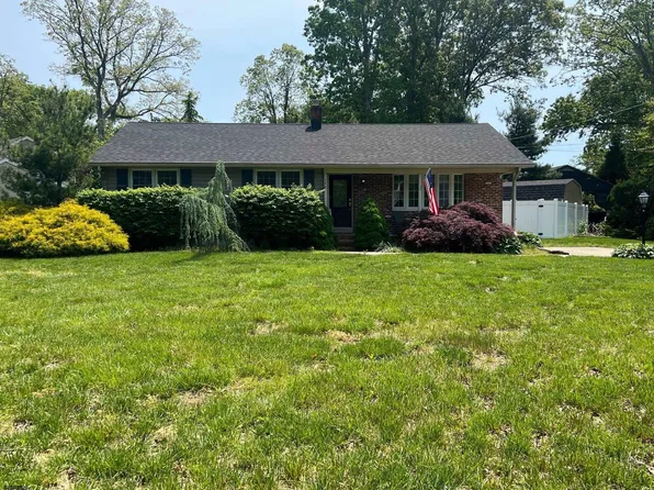 540 Marita Ann Dr, Northfield, NJ 08225